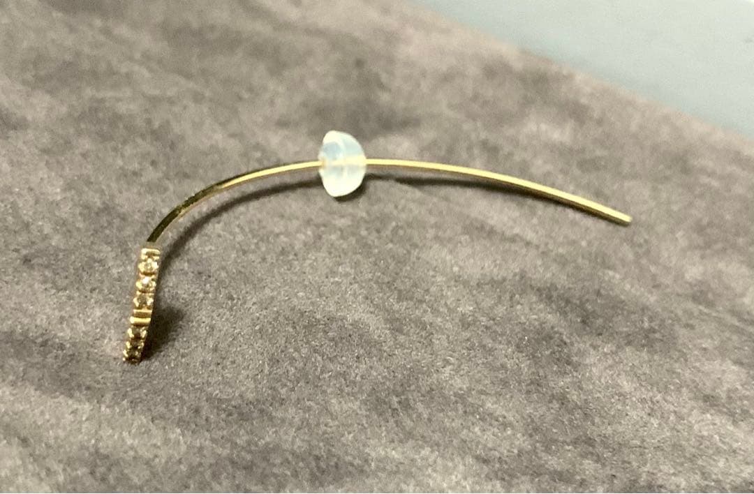 【美品】Hirotaka Trapeze ダイヤモンド アローピアス　K10