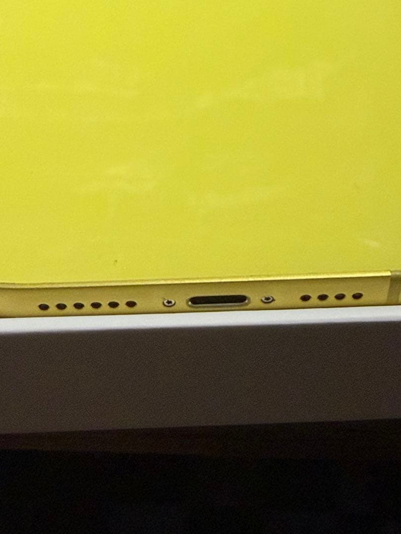 iPhone 14 Plus 本体　sim フリー　ケース付き