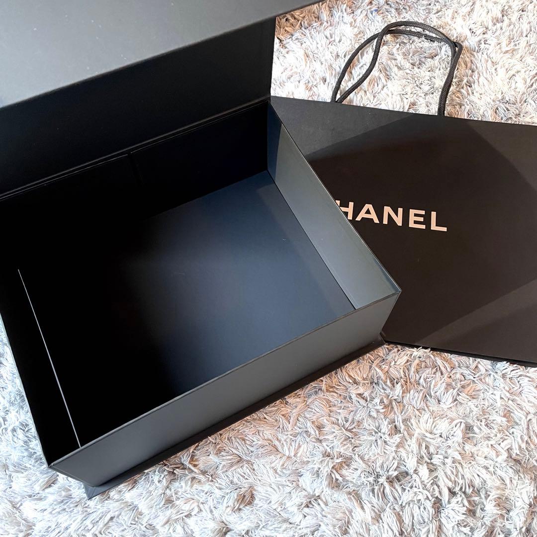 【美品】CHANEL シャネル 大きい空箱&ショッピング袋