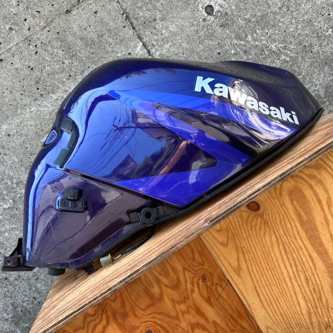 ZZR1100C ガソリンタンク