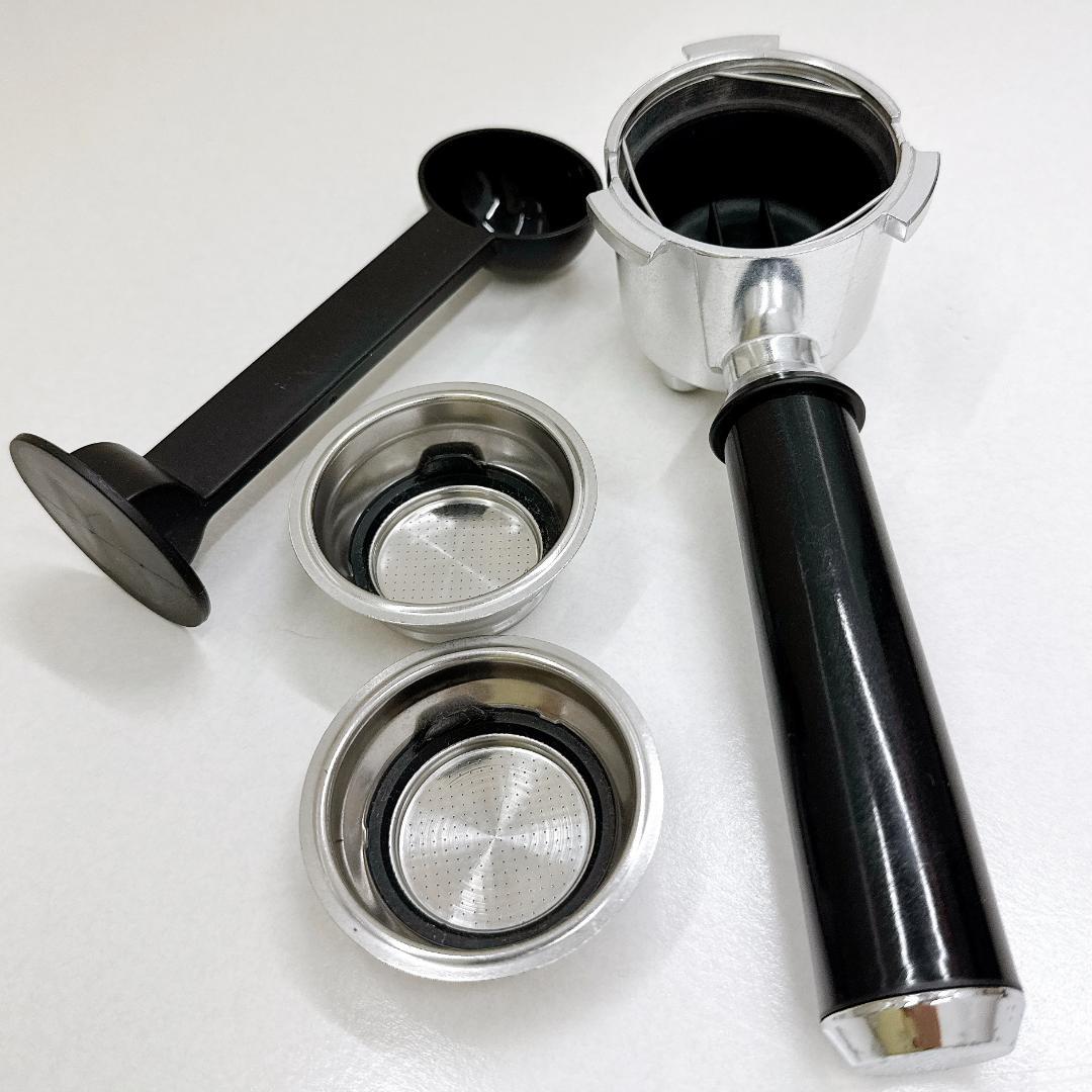 【美品】DeLonghi デロンギ デディカ エスプレッソ EC680M