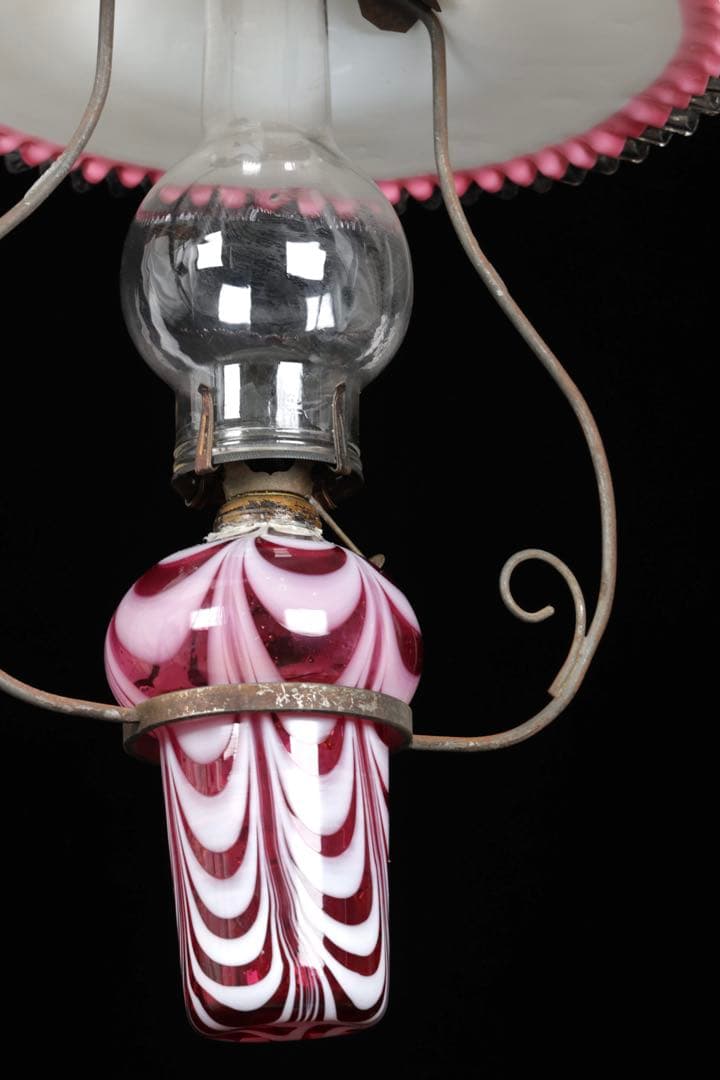 け*ん様 吊りオイルランプ 明治～大正期 乳白ガラス傘 マーブルピンク模様オイル