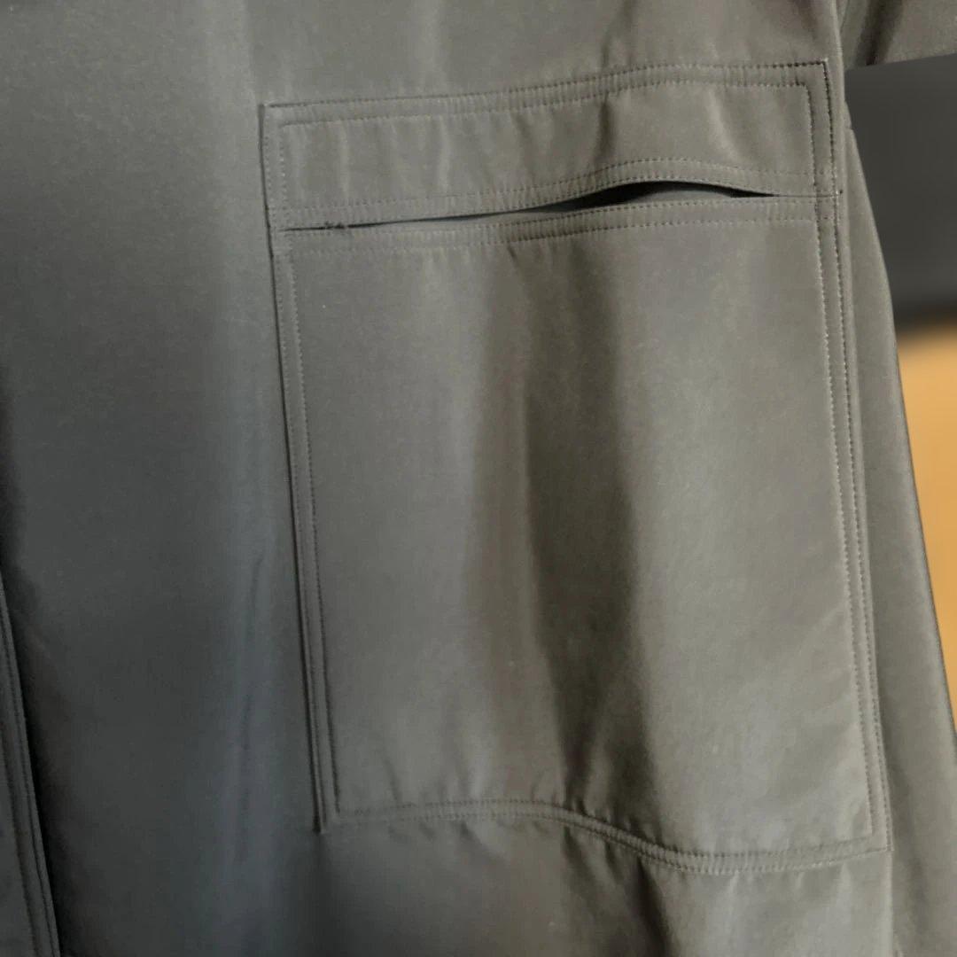 ゆ*り様 トクコ　花柄プリント フード付きジャケット 黒　TOKUKO