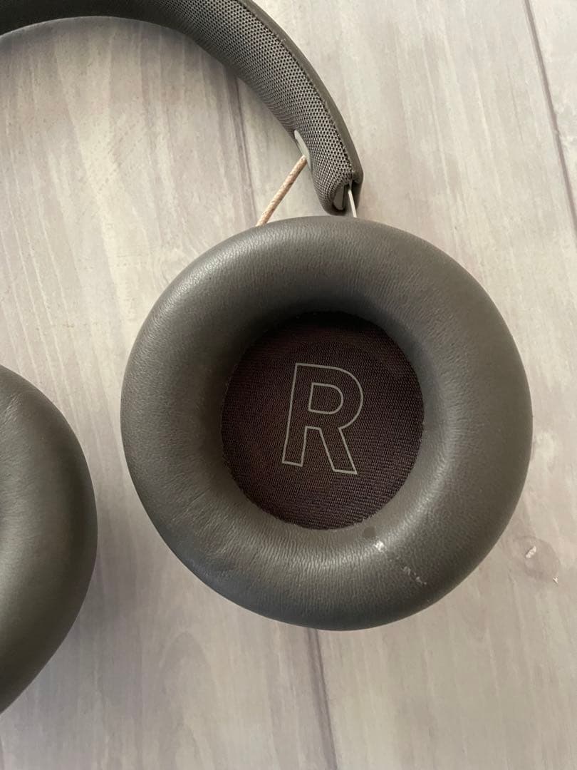 B&O ワイヤレスヘッドホン グレー・ゴールド