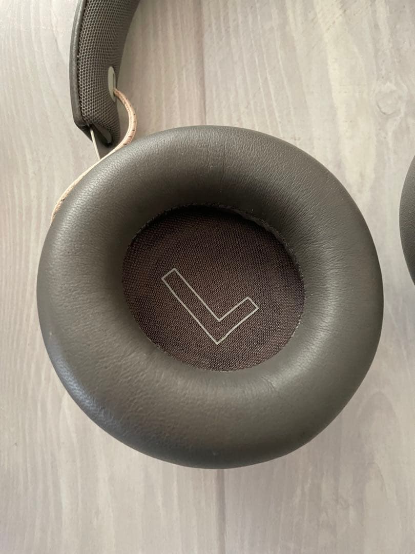 B&O ワイヤレスヘッドホン グレー・ゴールド