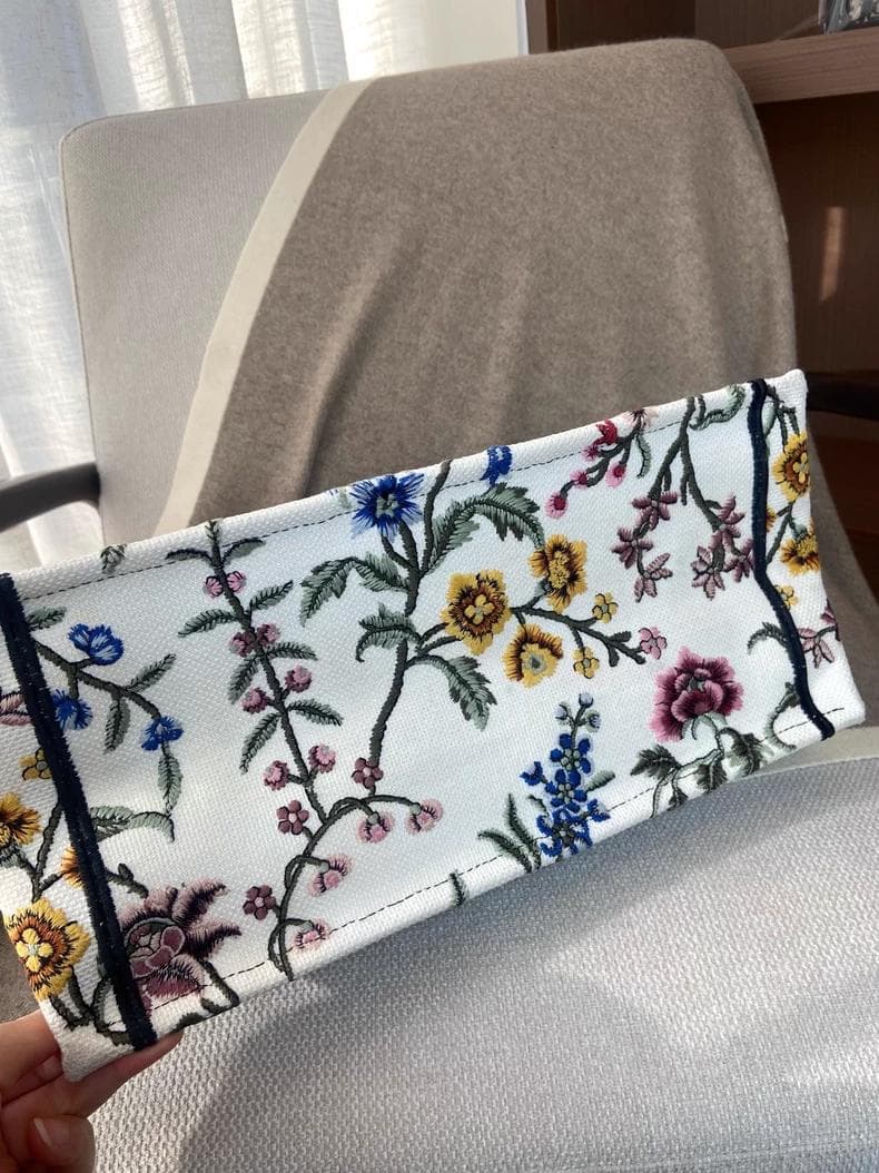 フローラル刺繍 ブック トートバッグ