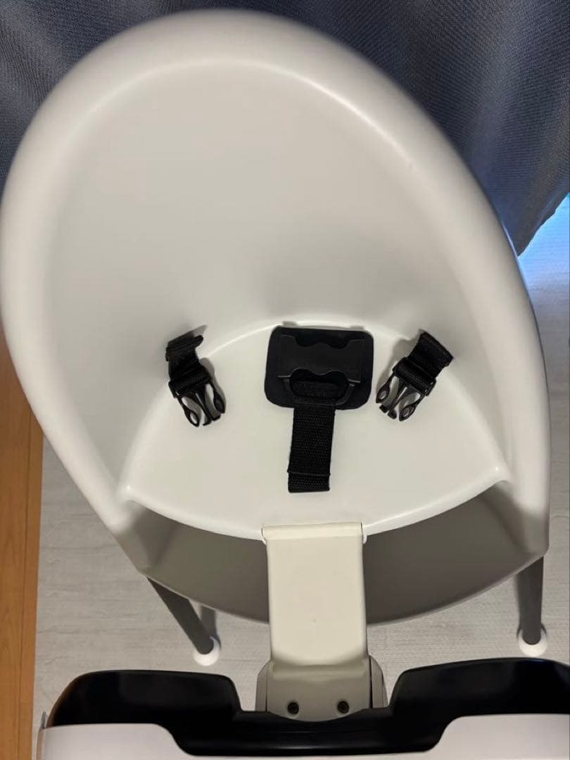 BabyBjorn ハイチェア ホワイト ベルト付き