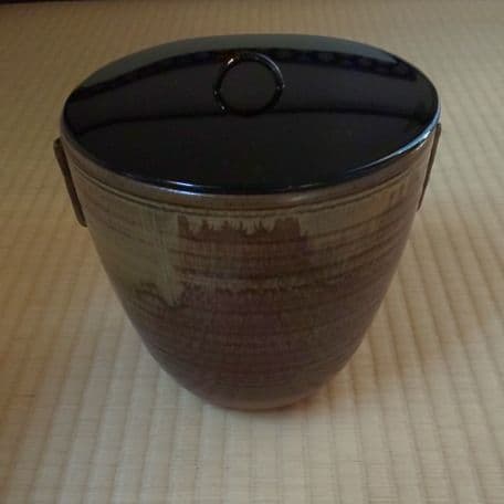 A9 茶道      高取焼水指  ( 高取貴恵造 )