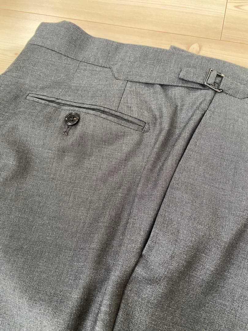 美品TOM FORD トムフォード スラックス　チャコール　サイズ50R