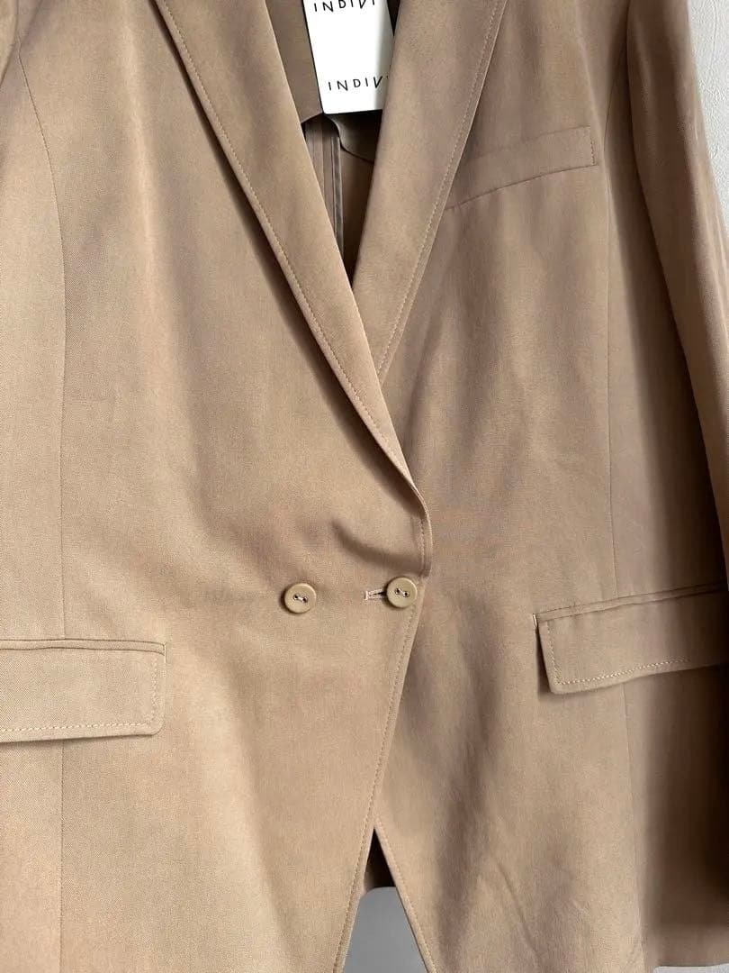 INDIVI ジャケット　未使用　サイズ48