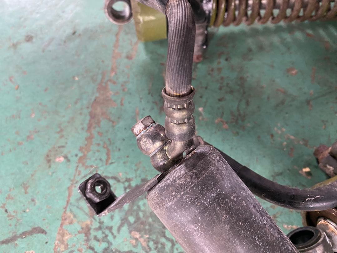 モトラ リヤショック