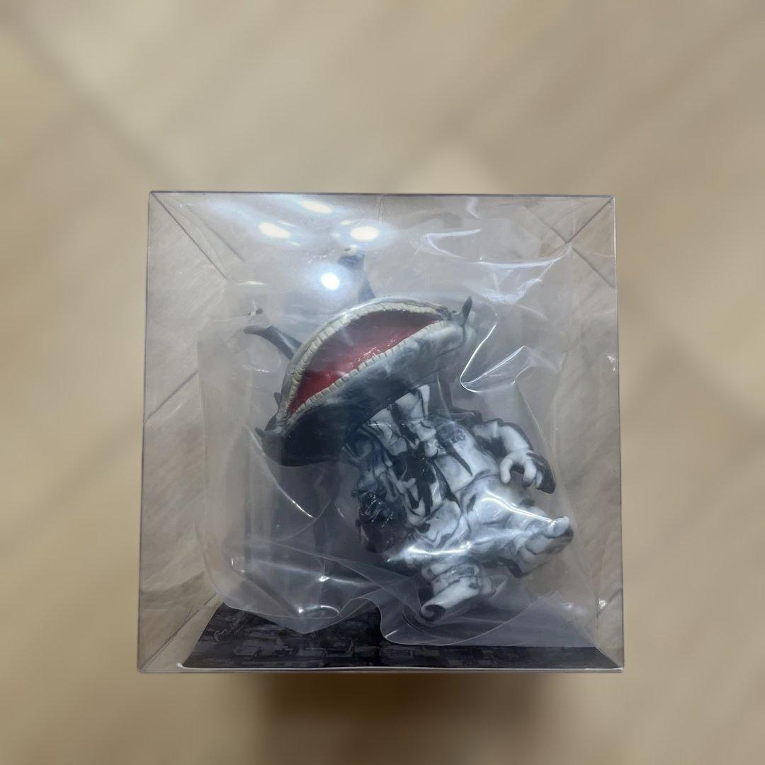 シカルナ工房 ウルトラCUBE カネゴン マーブルVer　ソフビ