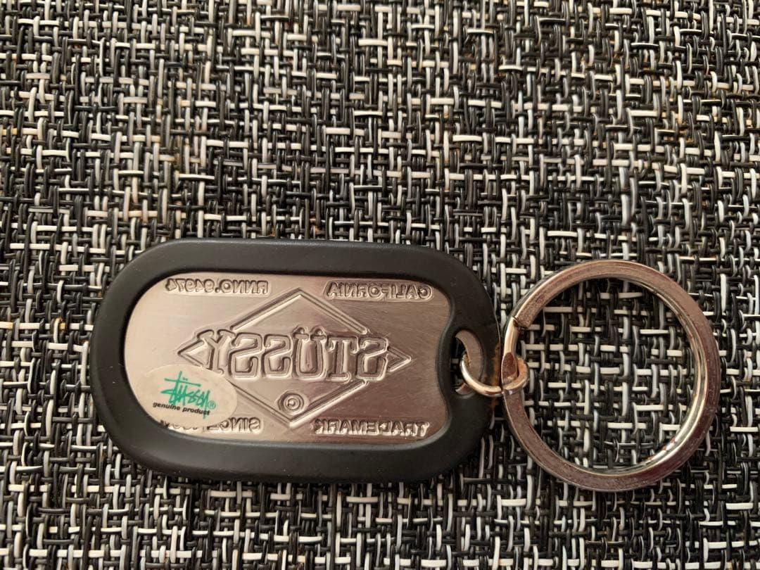 old Stüssy メタルキーホルダー ・90'sドッグタグ