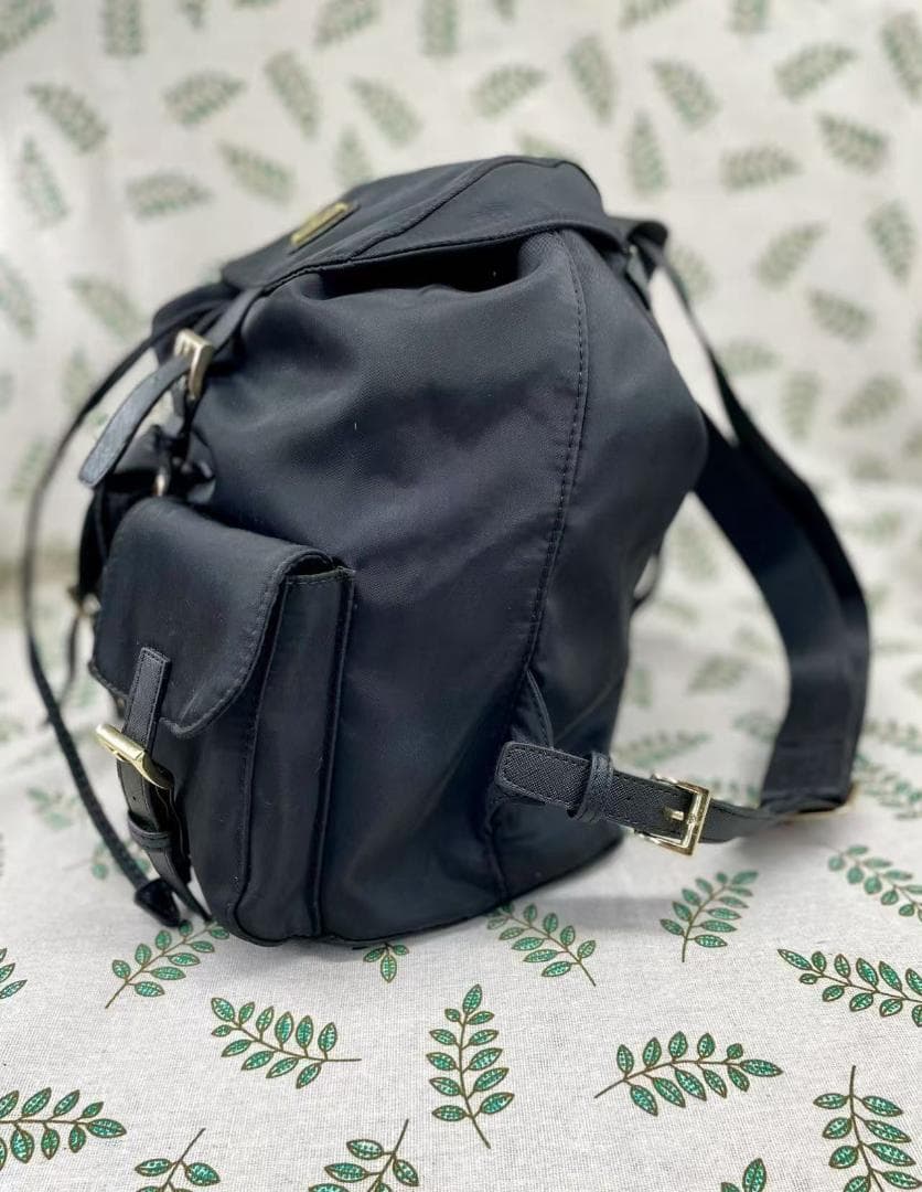 PRADA プラダ リュック バックパック 三角ロゴプレート ナイロン