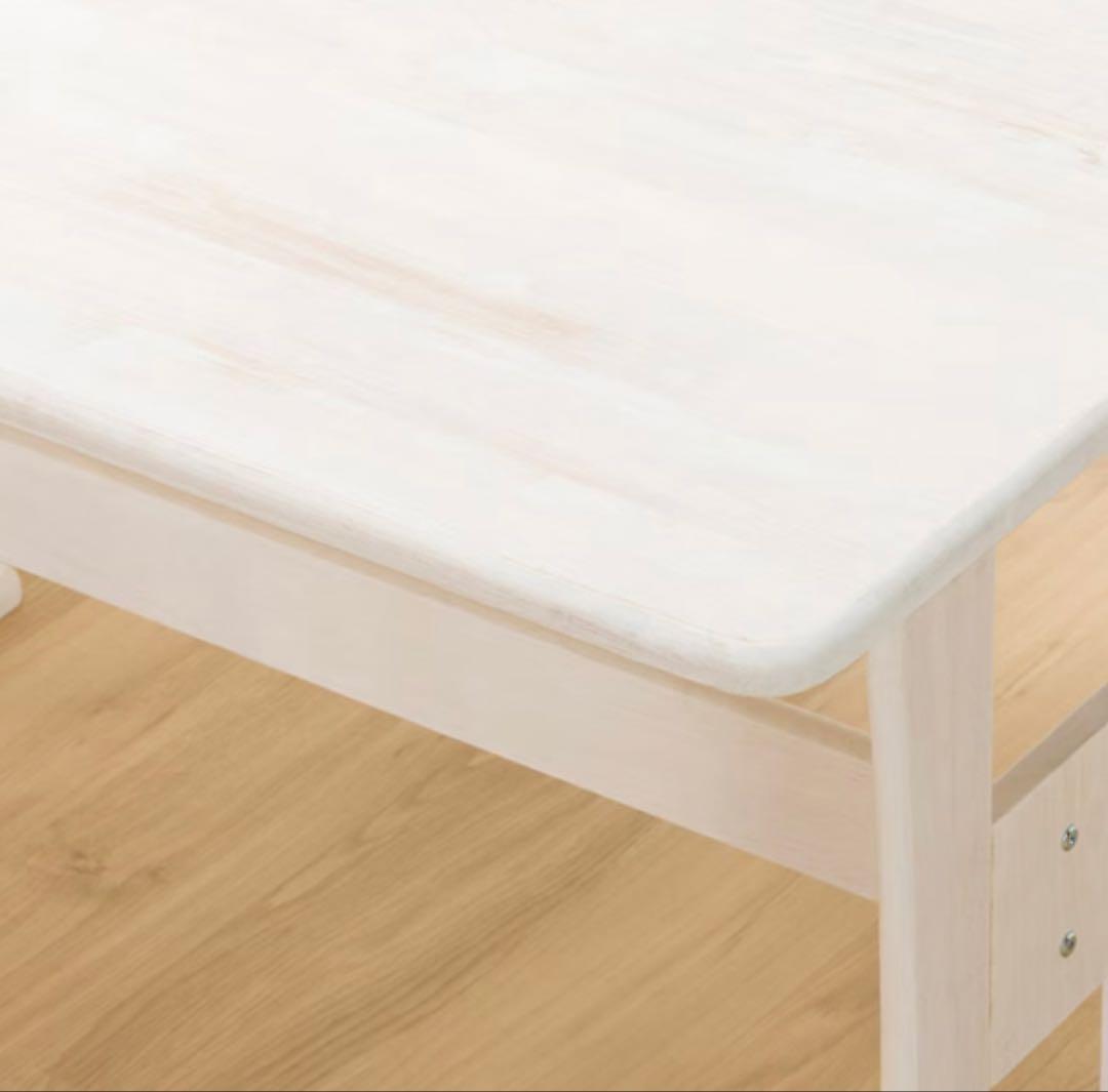 ニトリ ダイニングテーブル