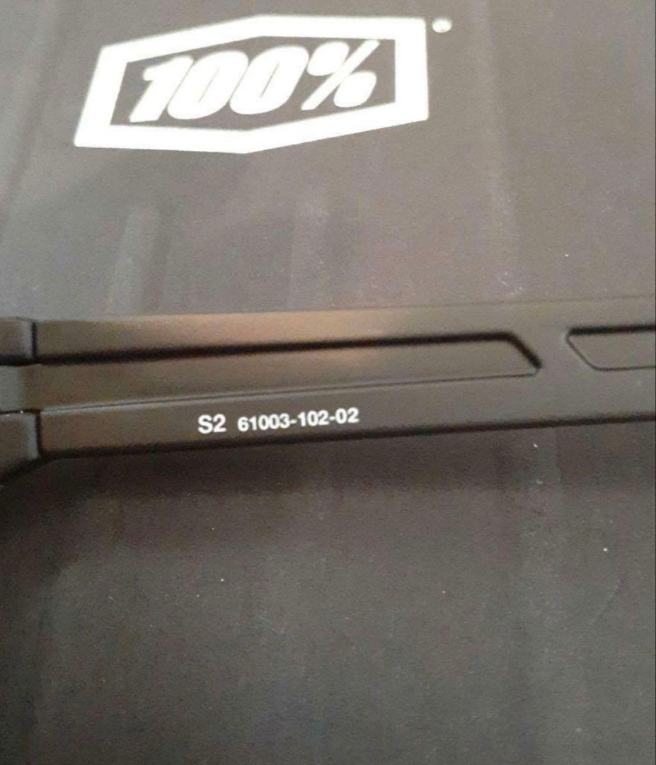 100% S2 ブラック スモークレンズ ワンハンドレッド サングラス早い者勝ち