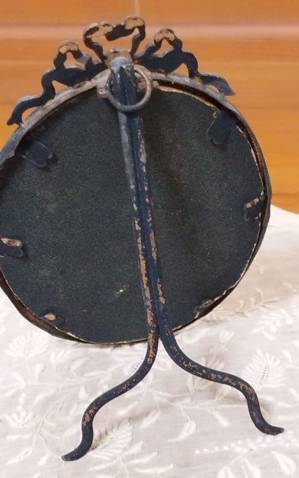 フランスアンティーク 　オーバルリボンフレーム