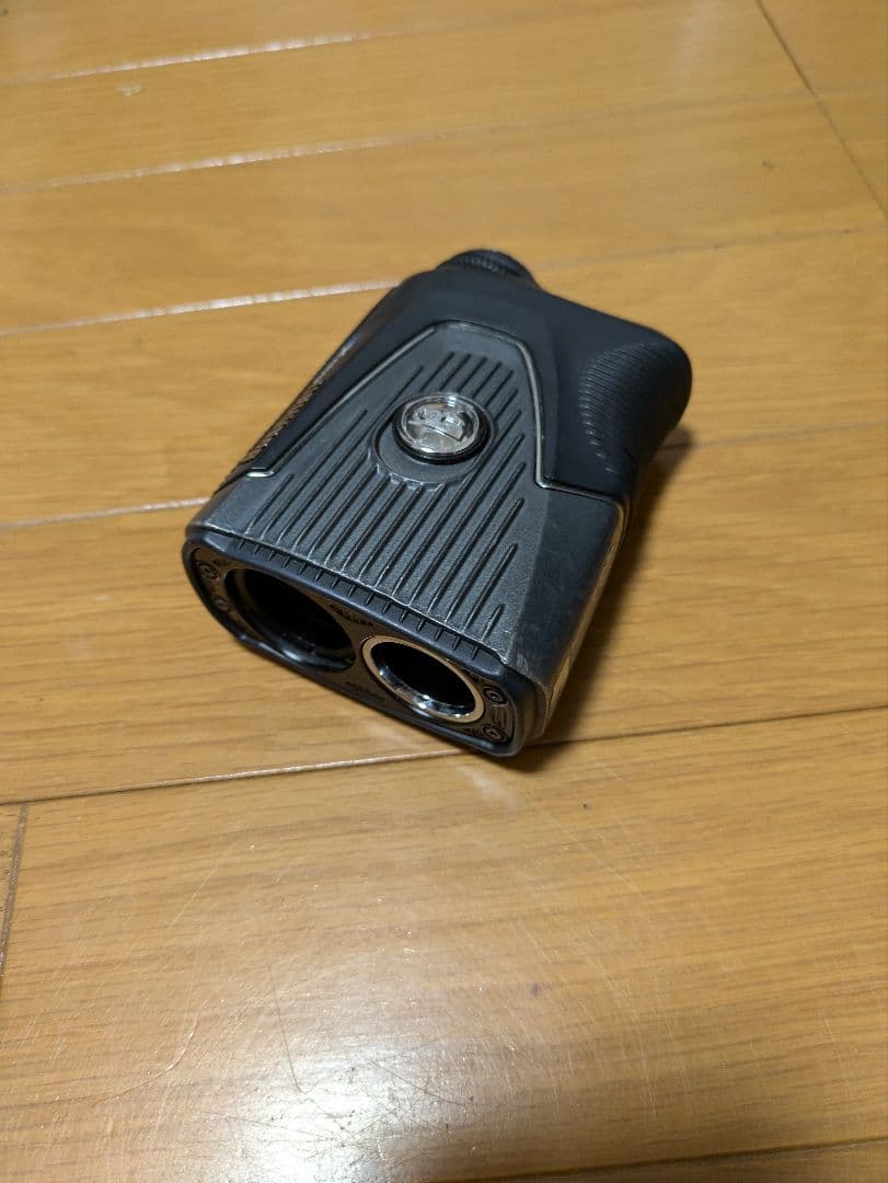 Bushnell　PRO XE ゴルフ用レーザー距離計