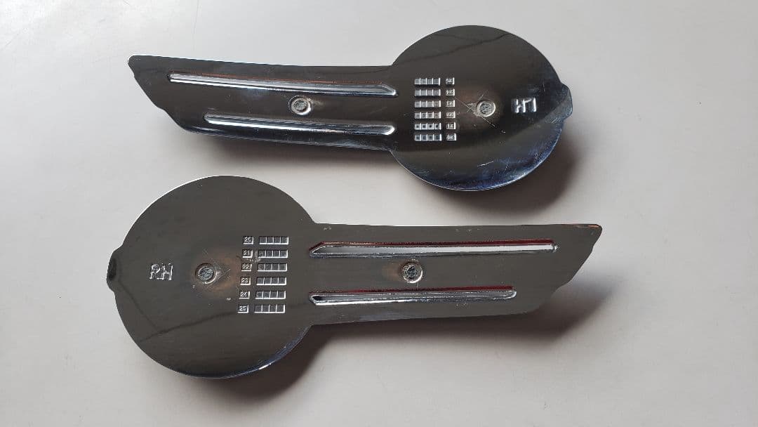 ■新車はずし■Harley-Davidson■ハーレー純正エンブレム左右セット