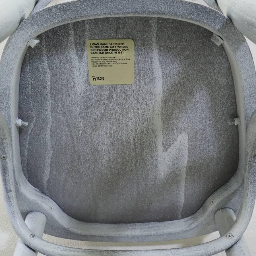 TON クロスバック ダイニングチェア アンティークホワイト 曲げ木 チェコ製3