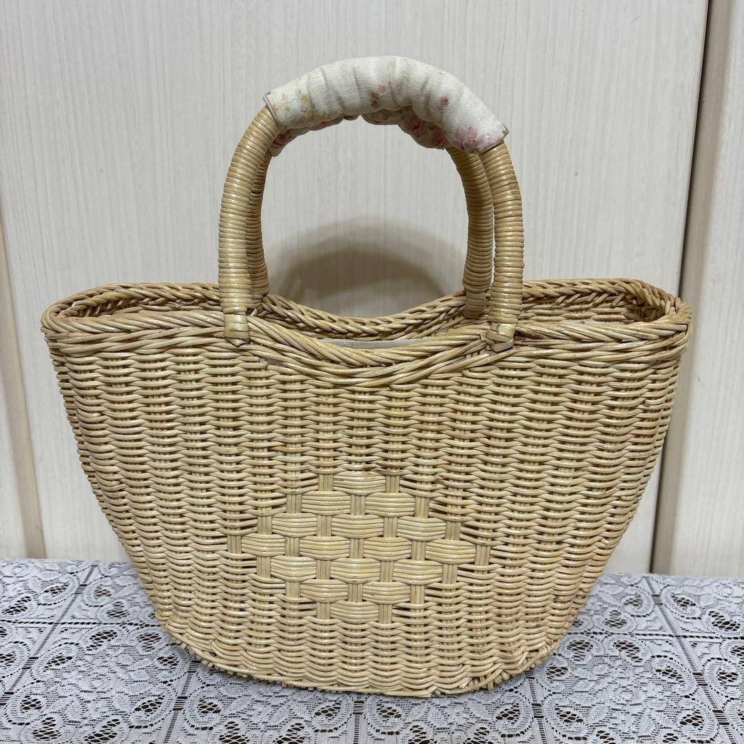 マニー　コラージュ　ベアーバスケット