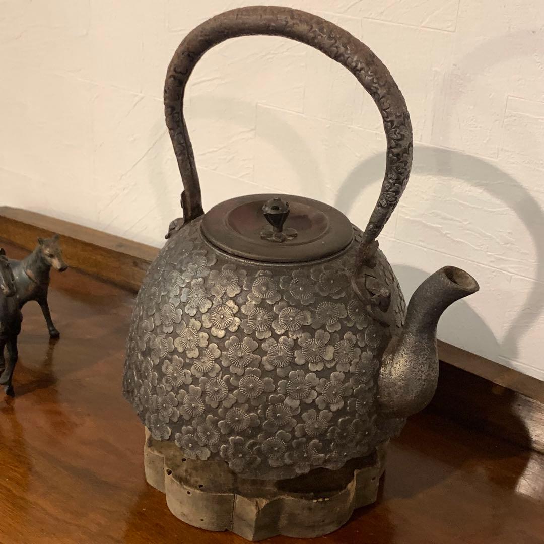 逸品 在名 南部鉄器 南部鉄瓶 南部形 砂鉄 袋弦 児玉桶良造 骨董品