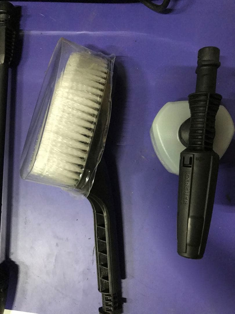 B）KARCHER 高圧洗浄機　JTK Silent 1.600-901.0