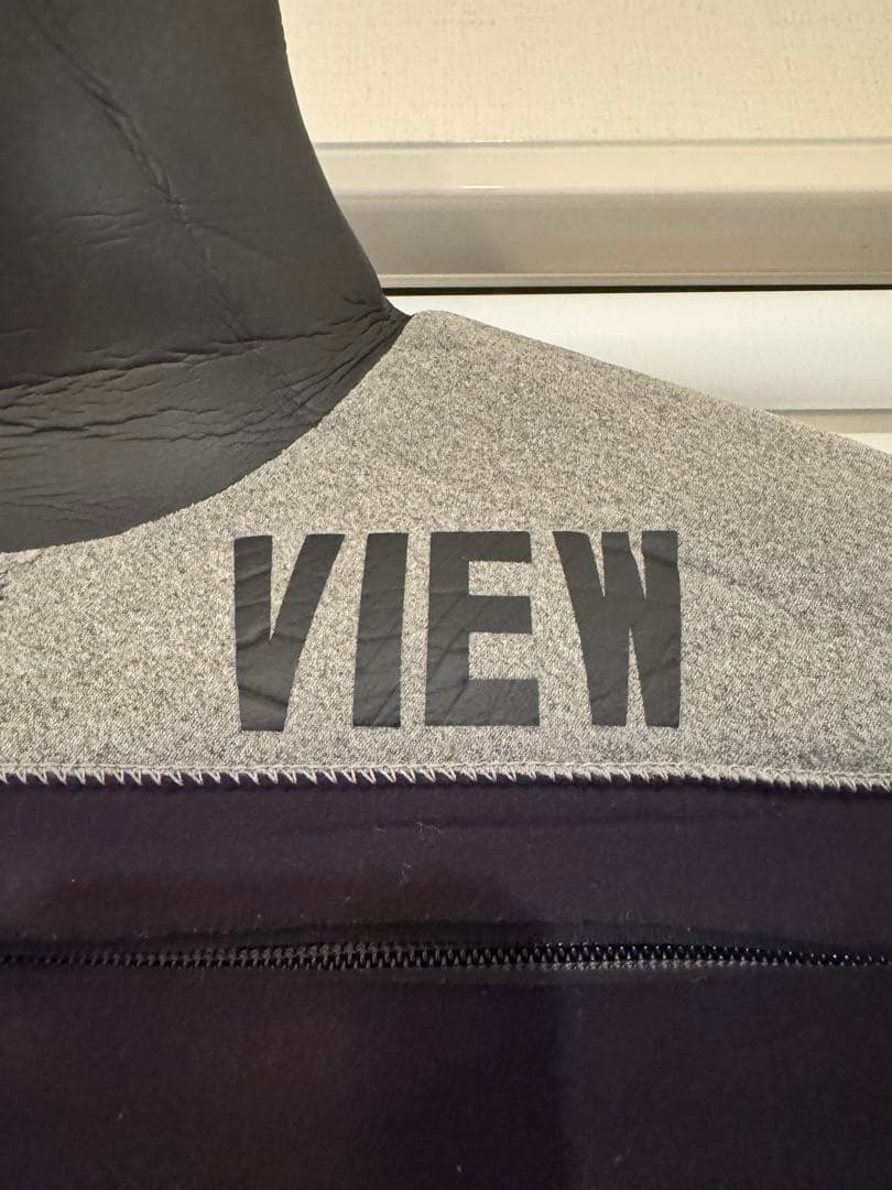 VIEW チェストジップ5/3セミドライフルスーツ 黒/グレー