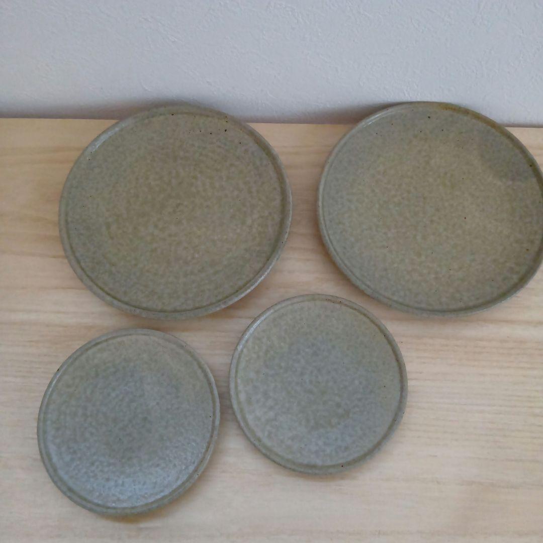 叶谷真一郎 氏　陶器　皿　約19.3／13.5　4枚