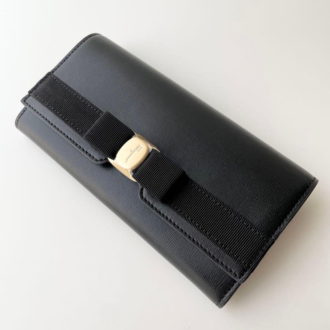 Ferragamo フェラガモ ヴァラリボン 長財布 ブラック レザー 新品