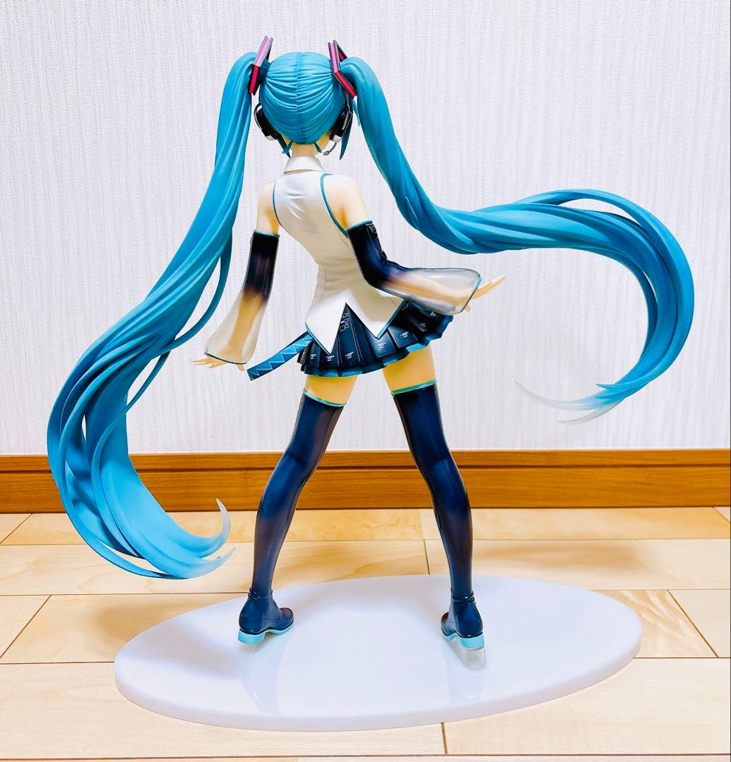 送料込み◎匿名配送◎ 初音ミク V3 1/4スケール　フィギュア