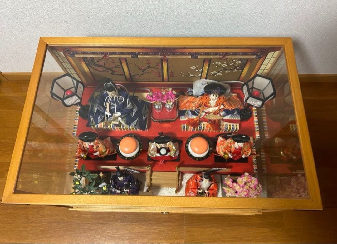 雛人形　7人飾り　3段　ケース　オルゴール　灯り