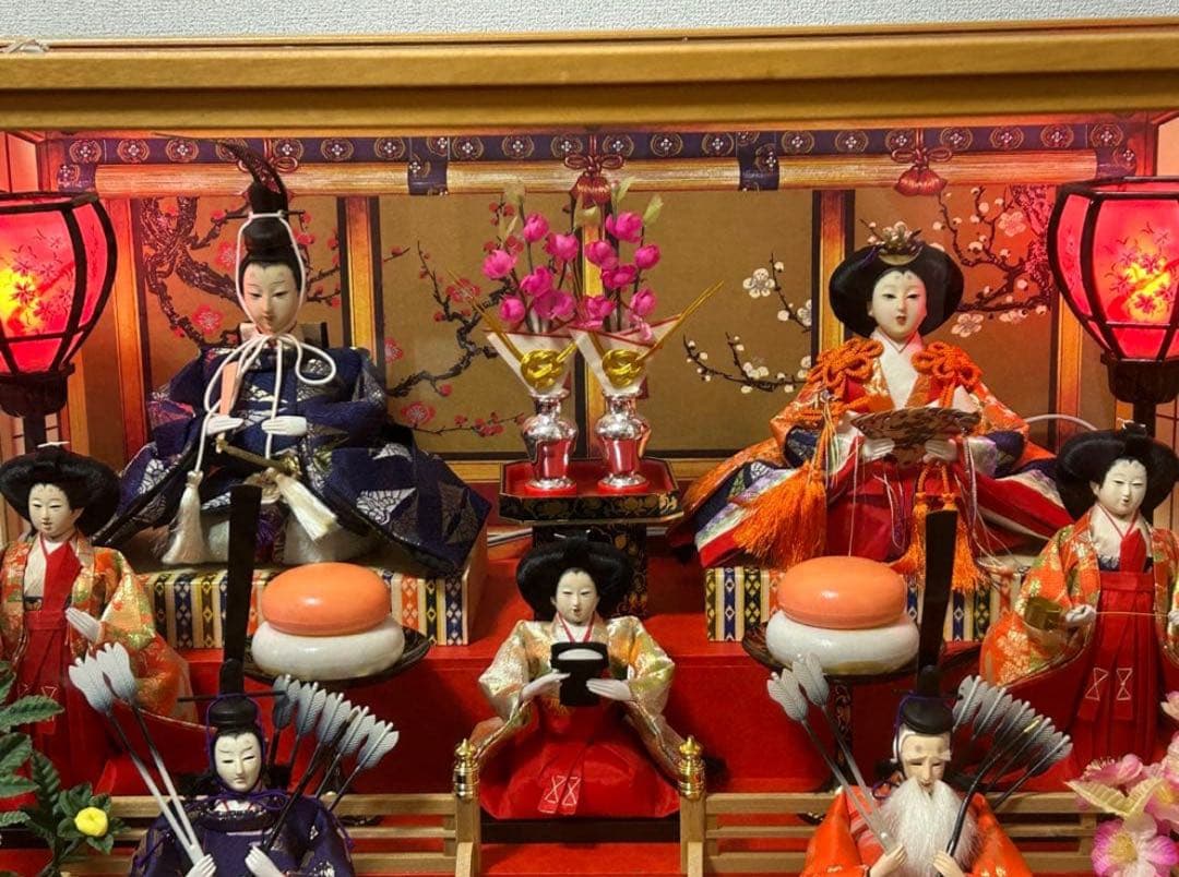 雛人形　7人飾り　3段　ケース　オルゴール　灯り