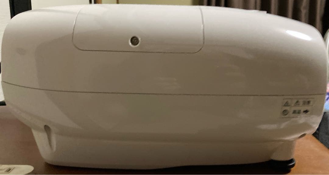 美品 EPSON EH-TW7000 4Kプロジェクター スピーカーレスモデル