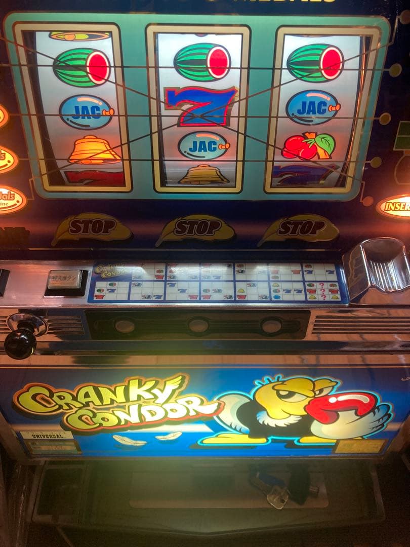 大人気!! スロット実機 クランキーコンドル ユニバーサル 4号機 パチスロ