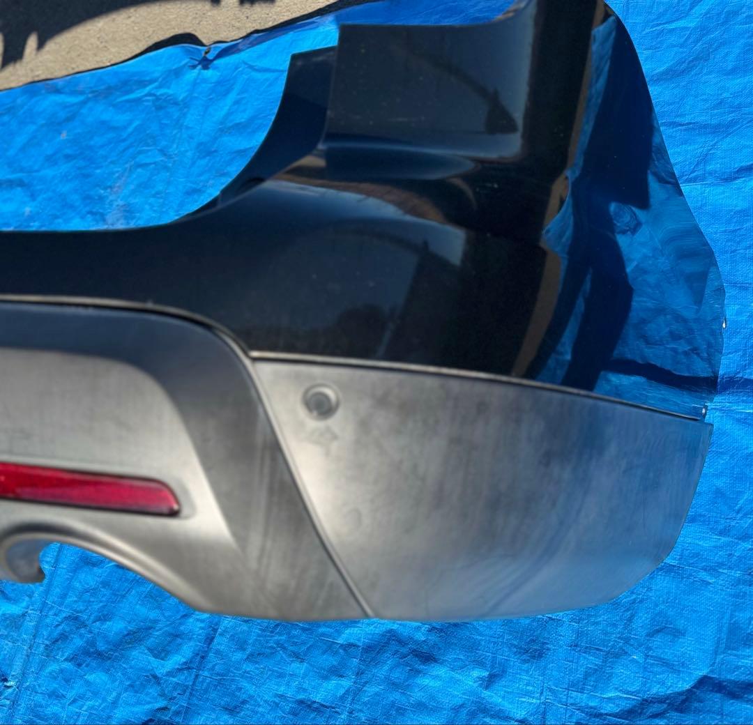 フォードエクスプローラーリアバンパー2012パーキングセンサー付き