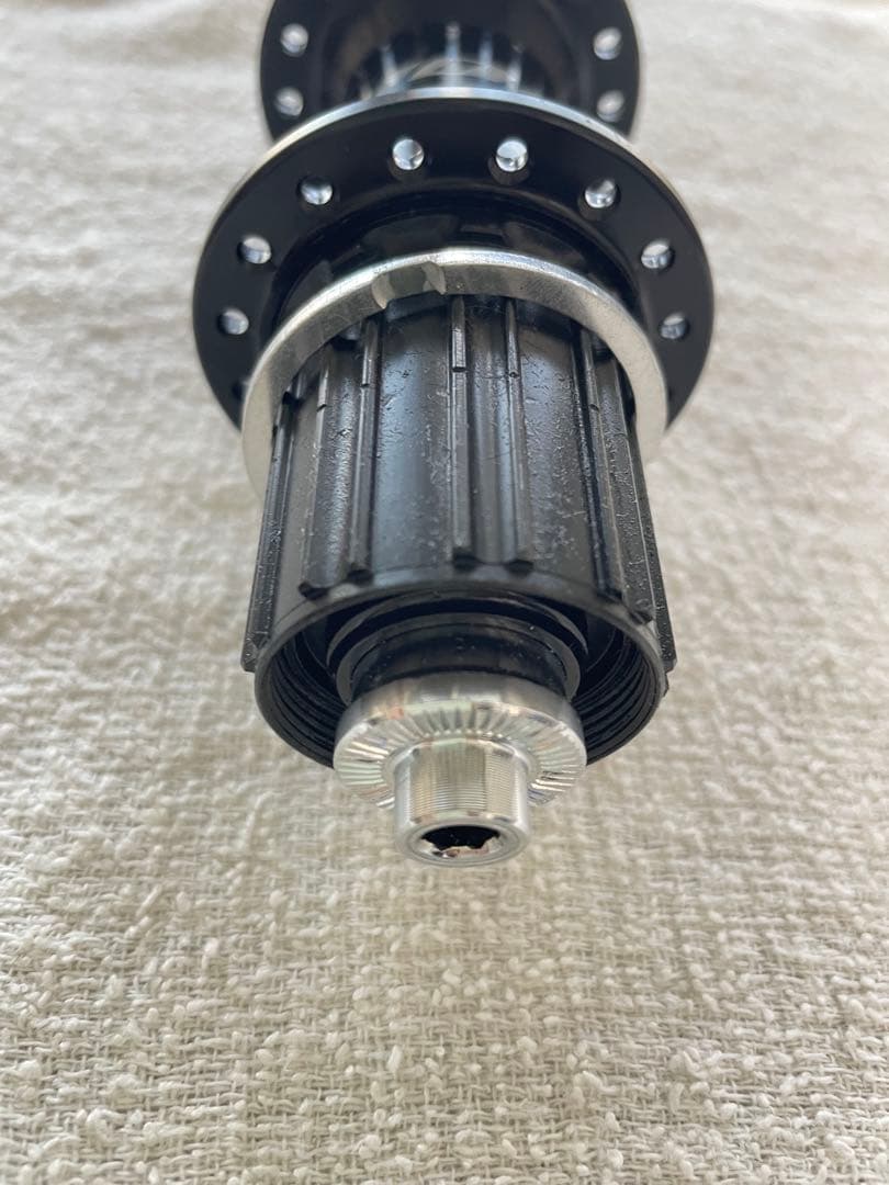 SHIMANO HB-R7000 & FH-R7000 ハブ