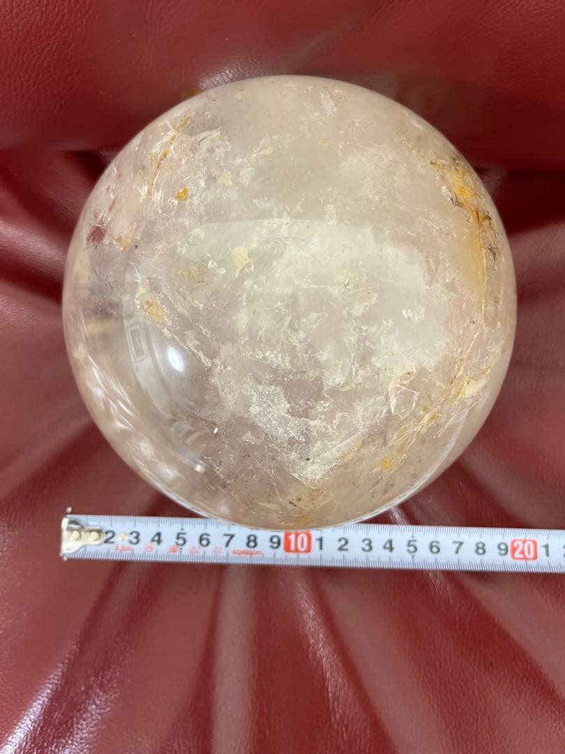 ヒマラヤ水晶　特大　レインボー有り　丸玉　パワーストーン　台座付き