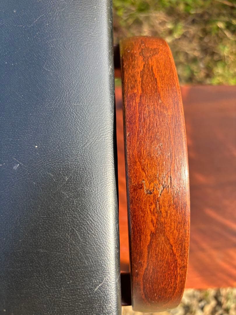 秋田木工　スタッキングスツール　剣持勇　NO.202