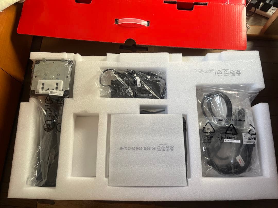 Pixio PX277 OLED MAX WQHD 240hzゲーミングモニター