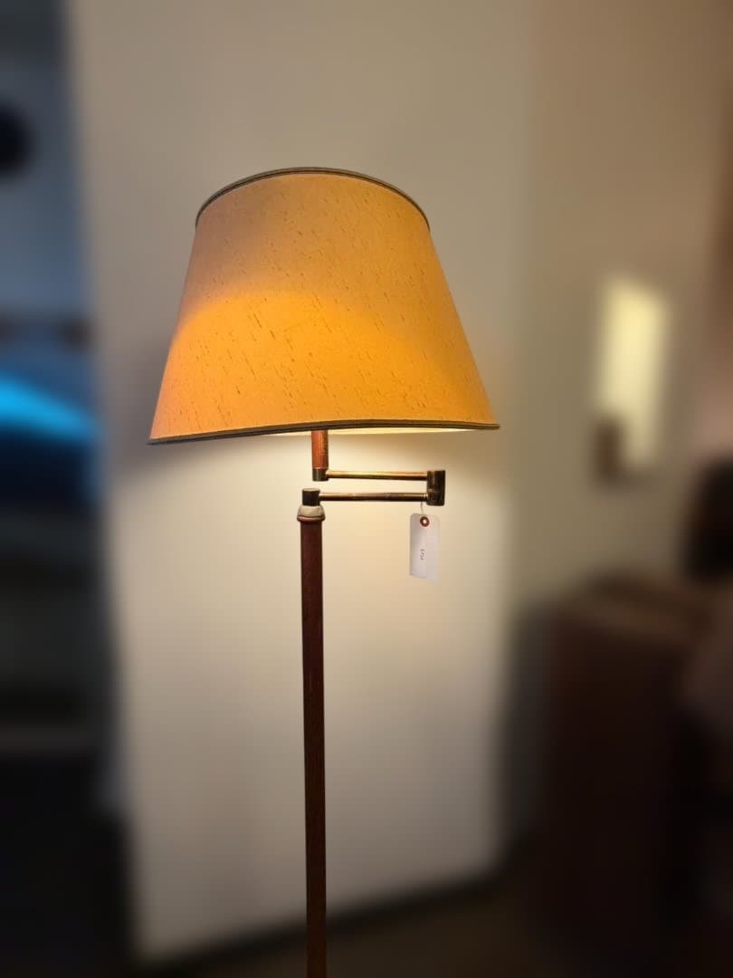 ヤマギワ　ヴィンテージ ビーチ材×真鍮色　2灯 スイングアーム