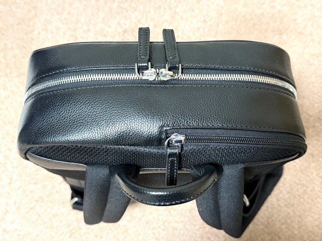 【美品】AUCENTIC Full Grain Leather Backpack