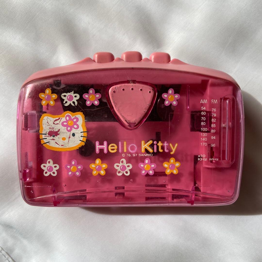 ★超レア★　ハローキティ 　スケルトンカセットプレーヤー ピンク　ウォークマン