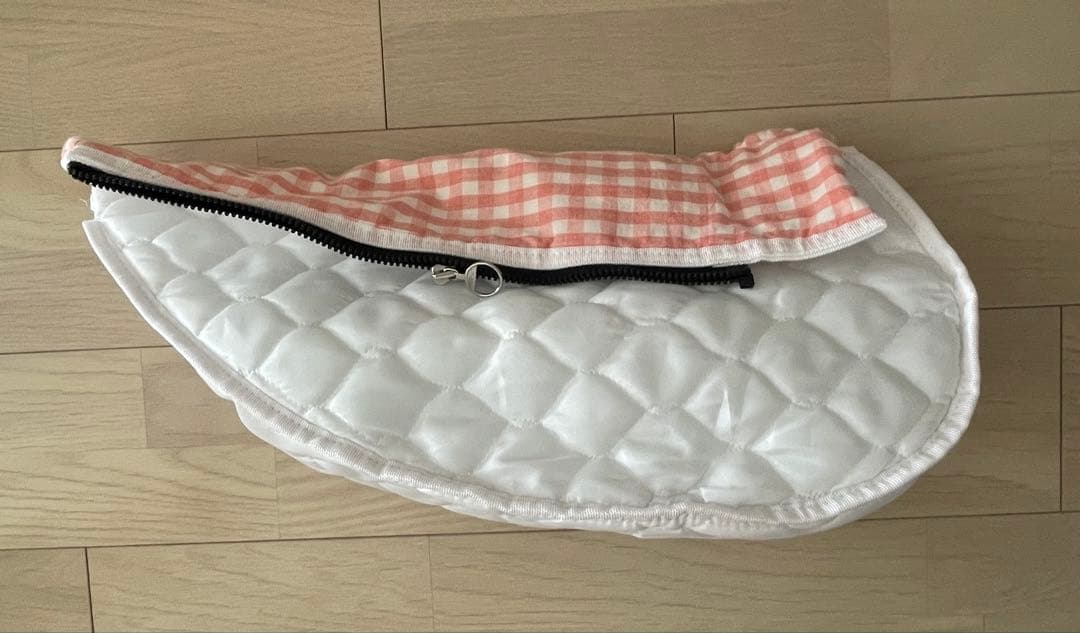 ★ ファンドル　スリングバッグ　スタンダードサイズ　Sサイズ　ブラック　黒 ★