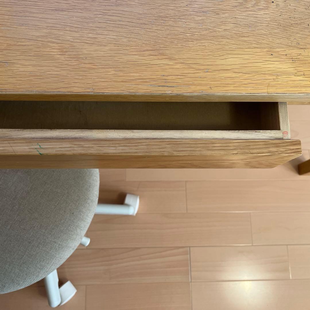無垢材デスク(引き出し付き)オーク材　廃盤品