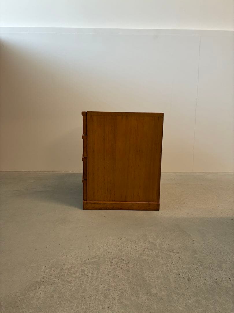 ビンテージ　引き出し収納　チェスト　北欧　ミッドセンチュリー　古道具