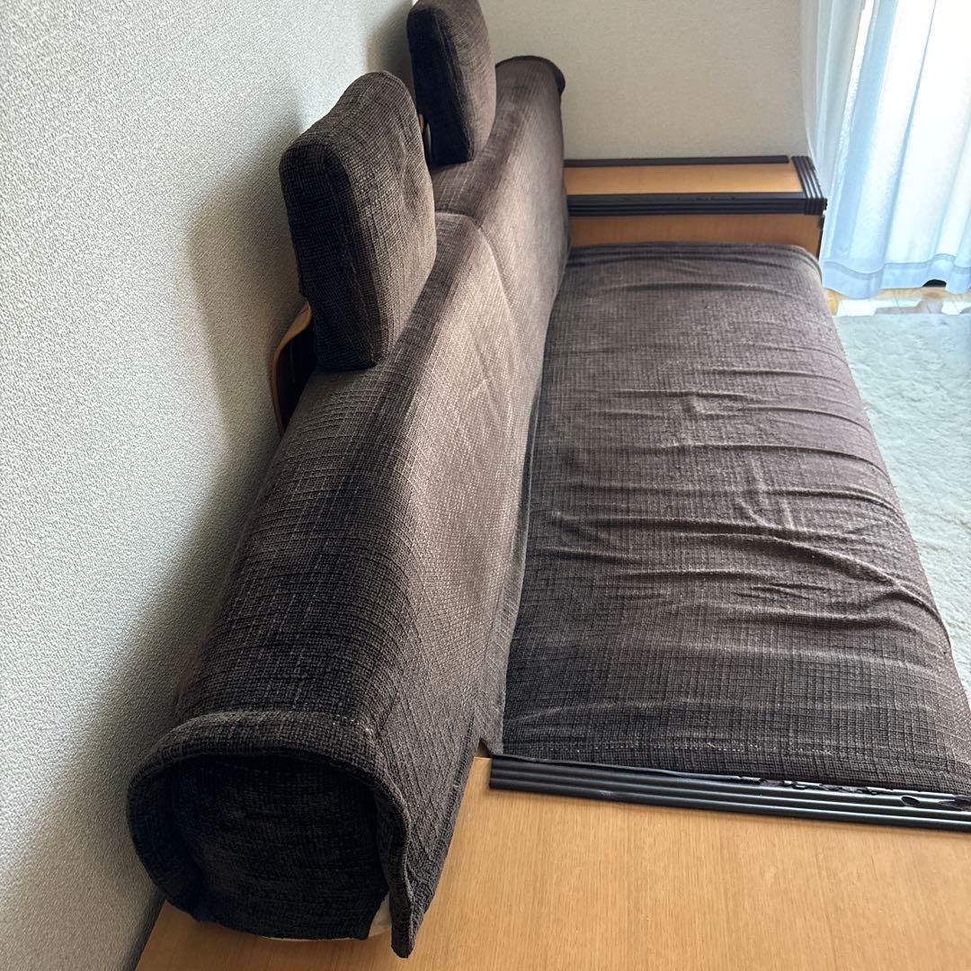 Conde House 3人掛けソファー