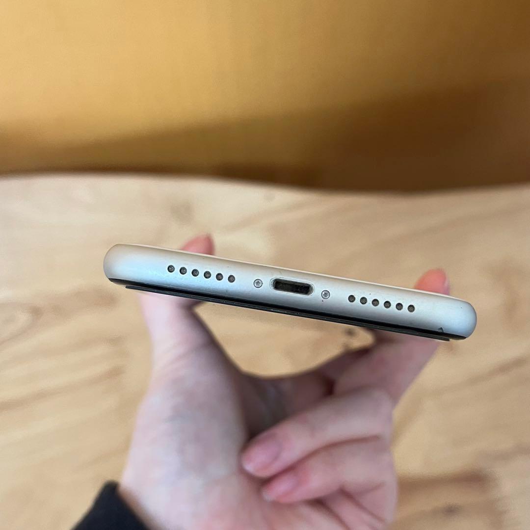 【美品】【値下げ】Apple iPhone 11 ホワイト 本体