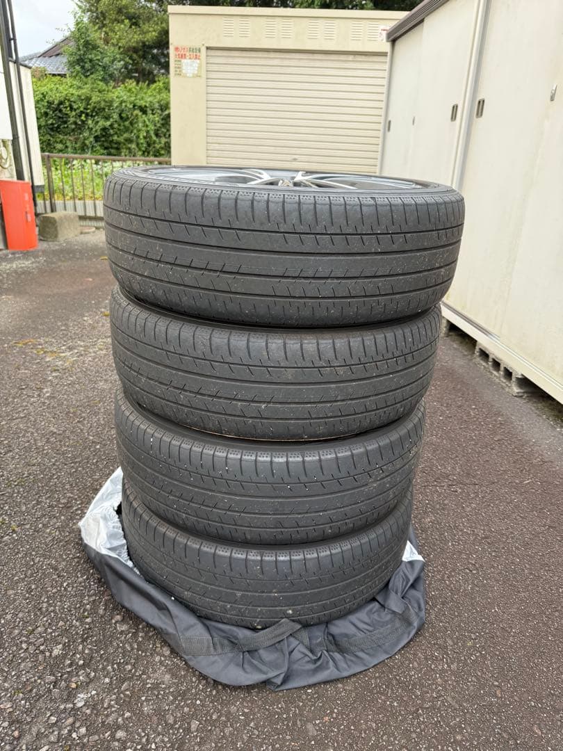 雷禪トヨタ 60プリウス　純正ホイールタイヤセット4本　中古品