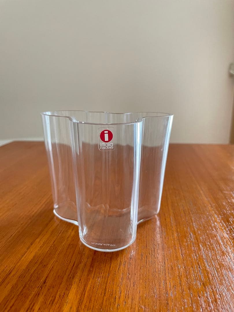 イッタラ  アルヴァアアルトベース クリア 95mm 花瓶